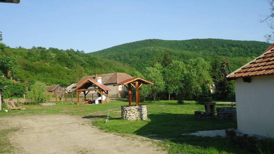 Hotel Toldi Vendégház Felsőtold Exterior foto