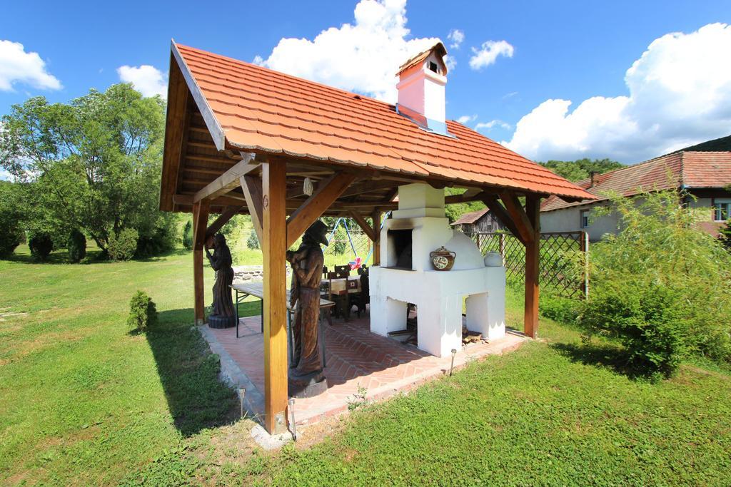 Hotel Toldi Vendégház Felsőtold Exterior foto