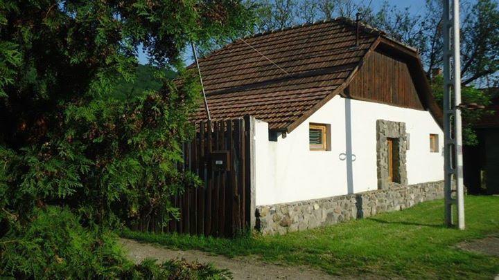 Hotel Toldi Vendégház Felsőtold Exterior foto